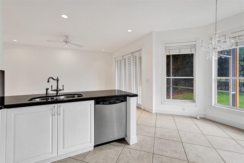 Image 19 of 66 For 10902 Tamoron Ln