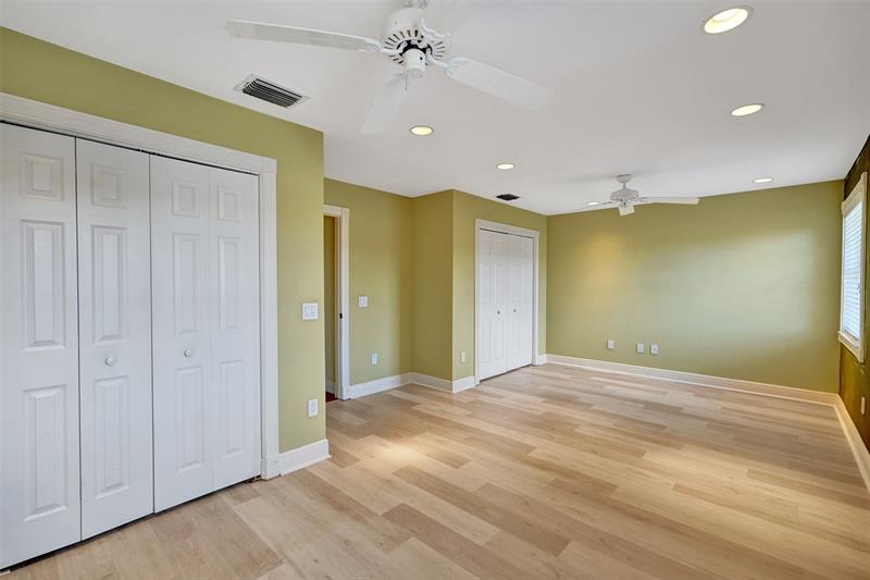 Image 49 of 66 For 10902 Tamoron Ln