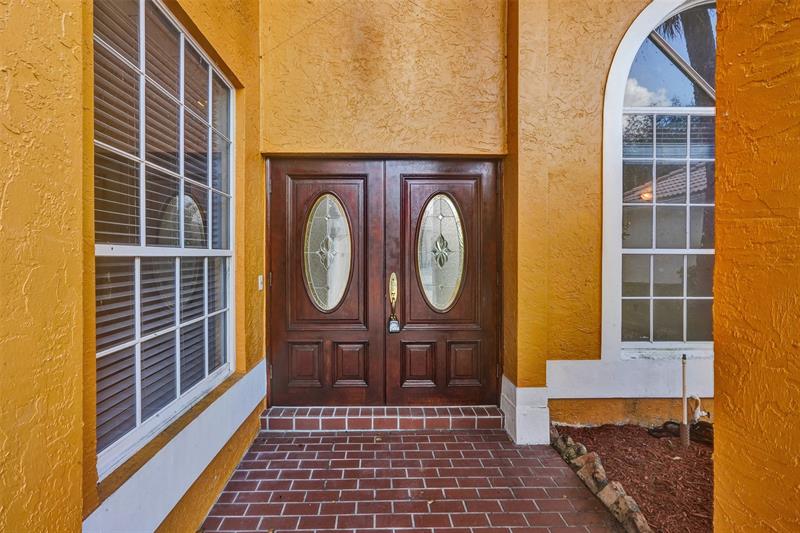 Image 5 of 66 For 10902 Tamoron Ln