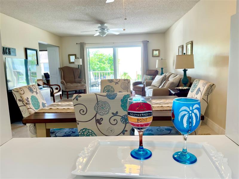 Image 29 of 50 For 4629 Poinciana St  215