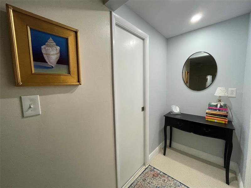 Image 32 of 50 For 4629 Poinciana St  215