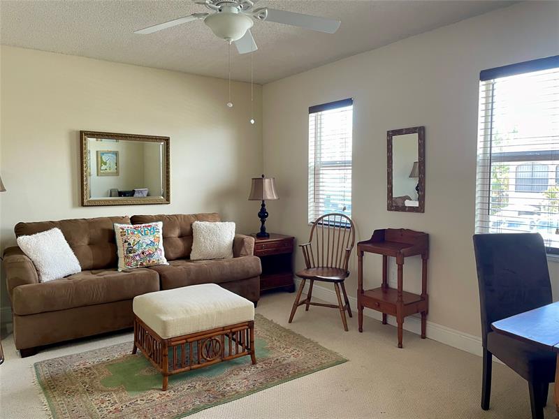 Image 37 of 50 For 4629 Poinciana St  215