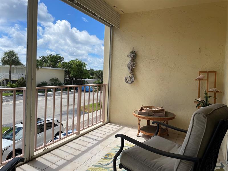 Image 45 of 50 For 4629 Poinciana St  215
