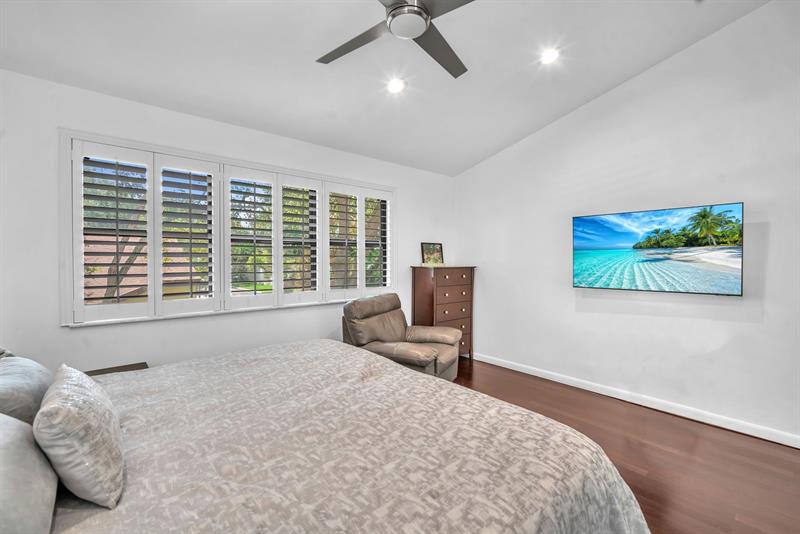 Image 20 of 36 For 3443 Laurel Oaks Ln  607