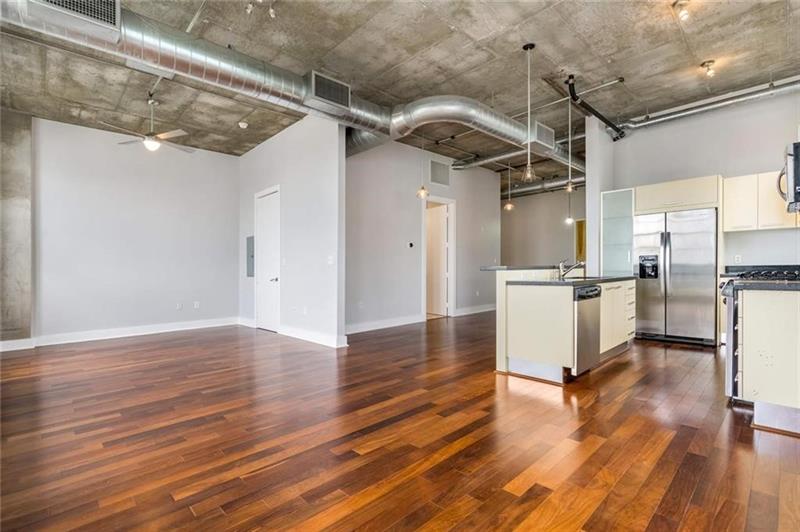 Image 11 of 31 For 411 1st Ave  606