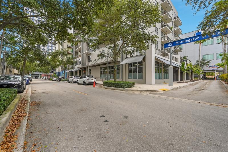 Image 30 of 31 For 411 1st Ave  606