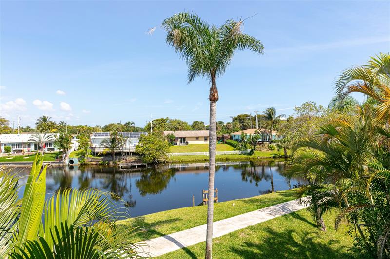 Image 8 of 31 For 455 Canal Point  1080