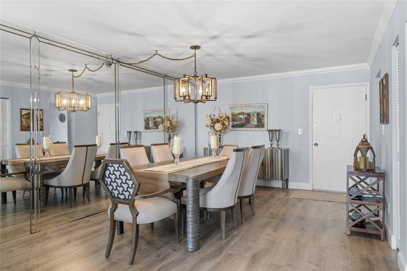 Image 6 of 33 For 1849 Ocean Dr  1112