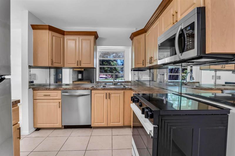 Details for 17 Willowbrook Ln  204, Delray Beach, FL 33446