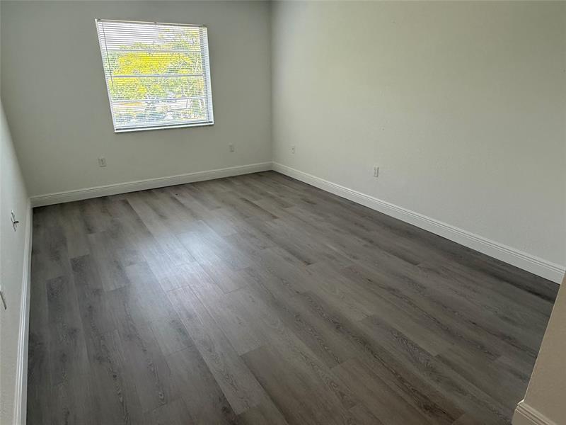 Image 5 of 9 For 4990 Sabal Palm Blvd  202