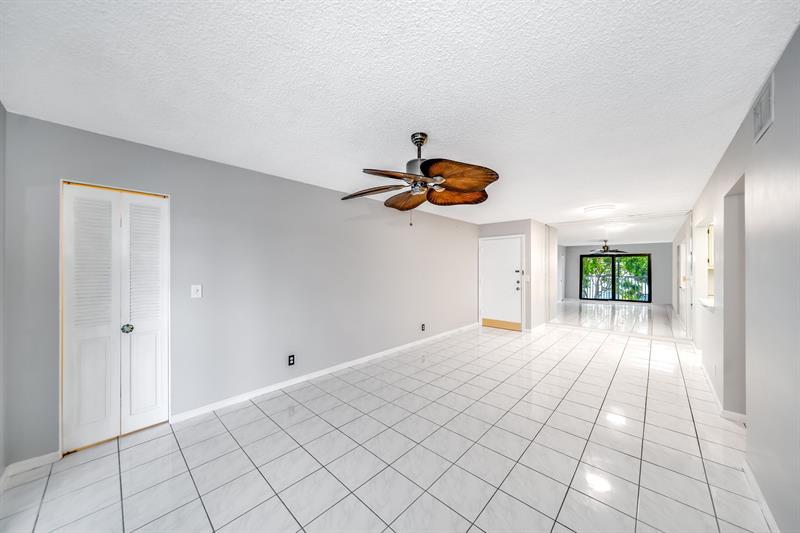 Image 12 of 36 For 150 Cypress Club Dr  528