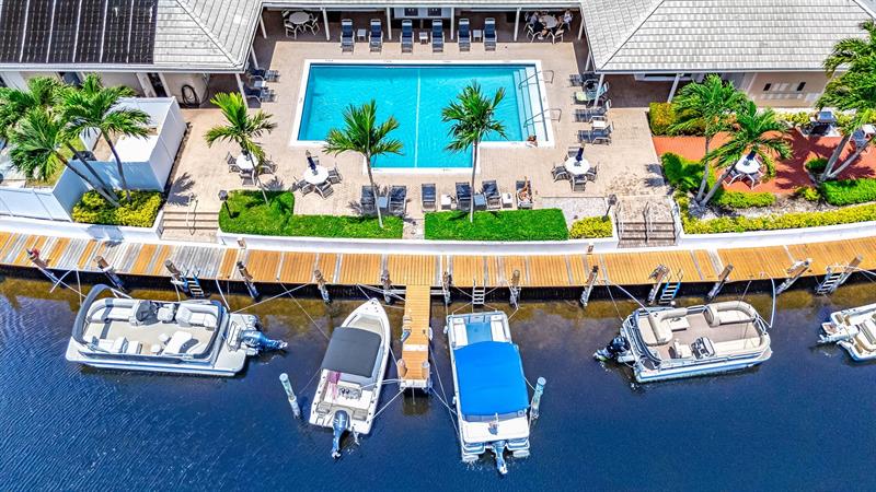 Image 33 of 36 For 150 Cypress Club Dr  528