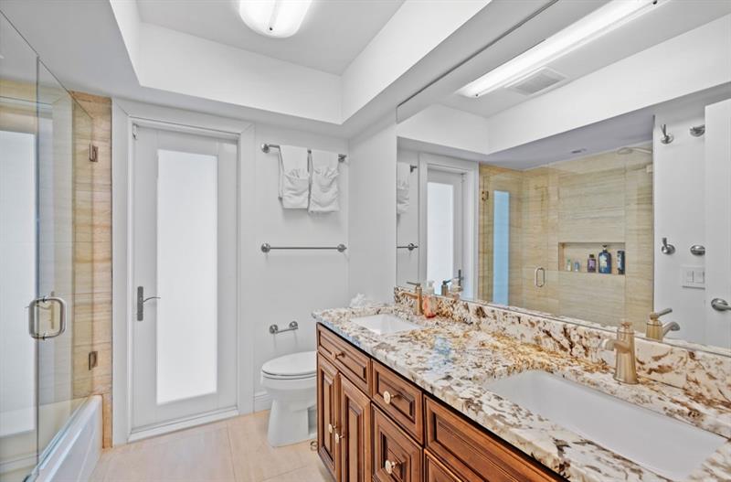 Image 13 of 19 For 5921 17th Ct