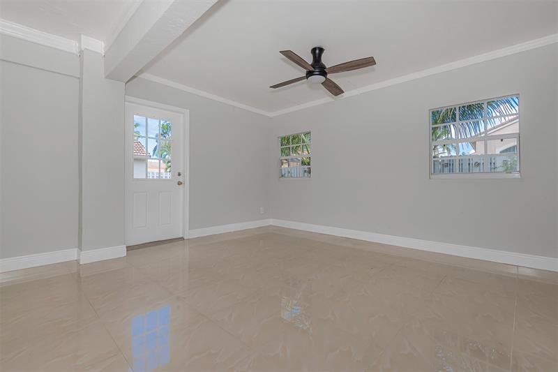 Image 15 of 37 For 1040 191st Ave