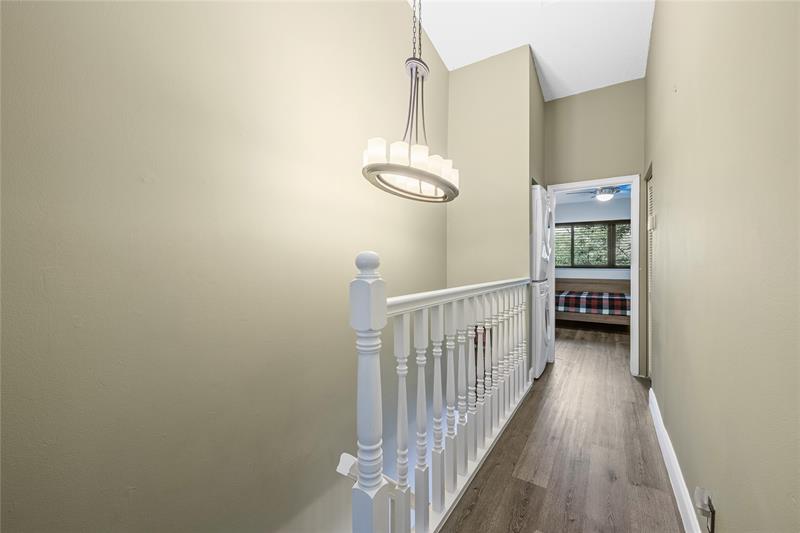Image 20 of 27 For 3020 Oakland Forest Dr