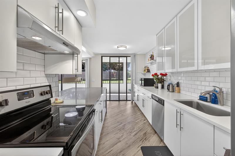 Image 15 of 60 For 4770 Fountains Dr  104