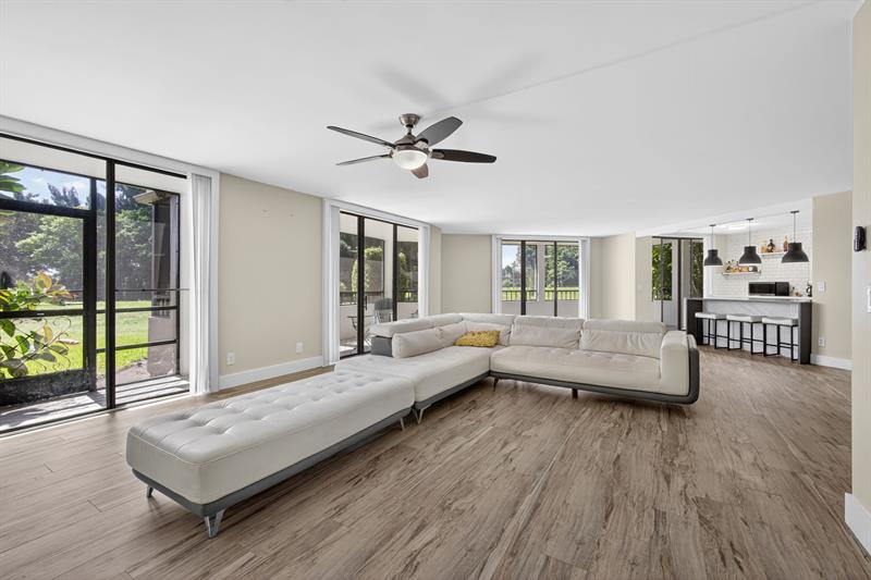 Image 28 of 60 For 4770 Fountains Dr  104