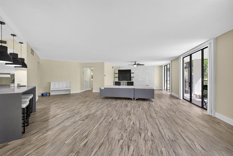 Image 30 of 60 For 4770 Fountains Dr  104