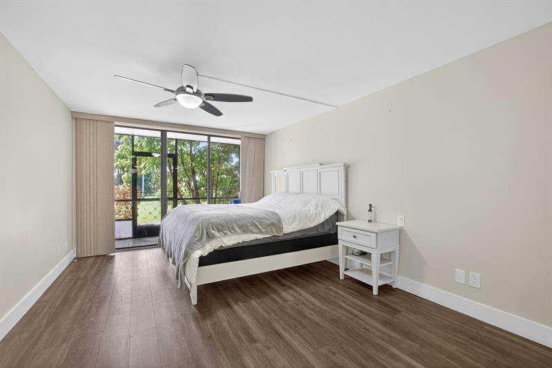 Image 35 of 60 For 4770 Fountains Dr  104