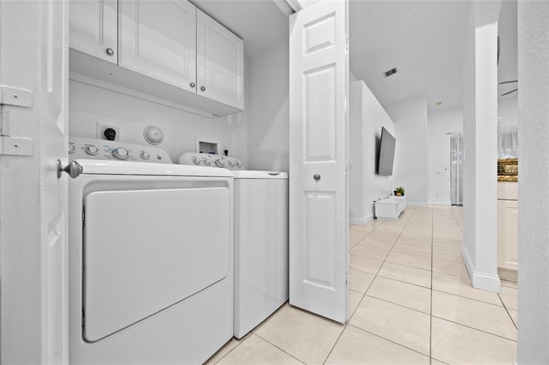 Image 22 of 39 For 243 Coral Trace Ln