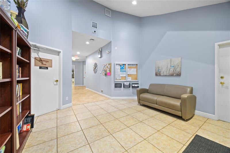 Image 34 of 39 For 243 Coral Trace Ln