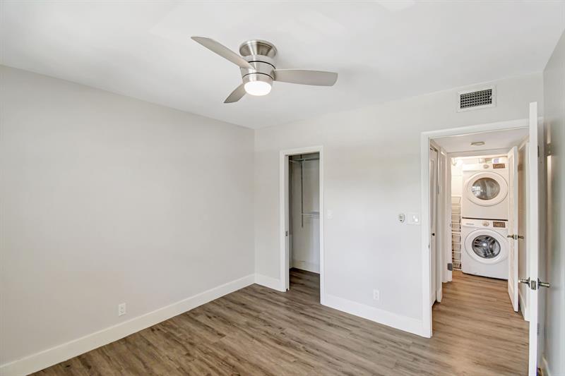 Image 19 of 41 For 1000 River Reach Dr  209