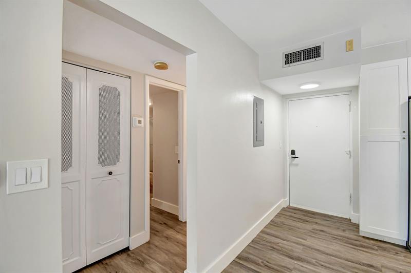 Image 24 of 41 For 1000 River Reach Dr  209