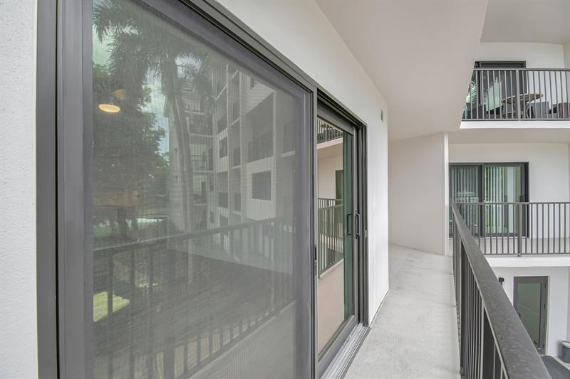 Image 27 of 41 For 1000 River Reach Dr  209