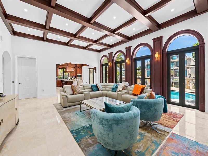 Image 10 of 49 For 500 Flamingo Dr