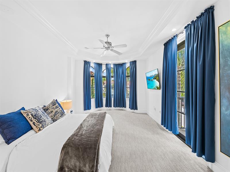 Image 29 of 49 For 500 Flamingo Dr