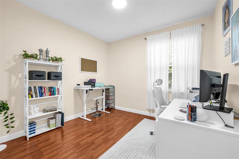 Image 22 of 45 For 6542 Spring Meadow Dr