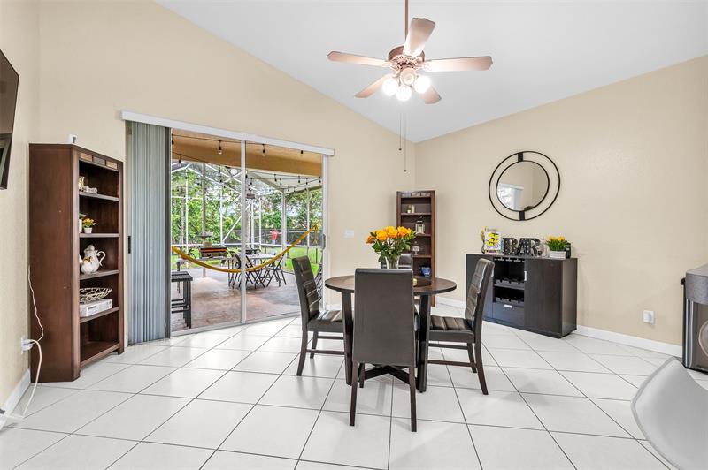 Image 27 of 45 For 6542 Spring Meadow Dr
