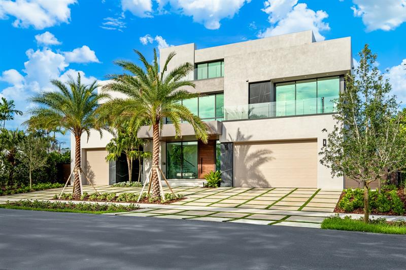 Details for 2000 Harbourview Dr, Fort Lauderdale, FL 33316