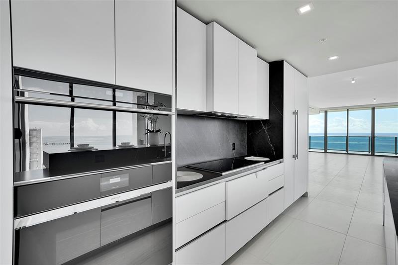 Image 10 of 56 For 900 Ocean Blvd  1701