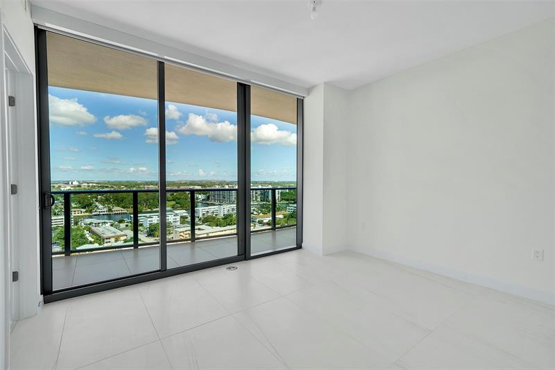 Image 20 of 56 For 900 Ocean Blvd  1701