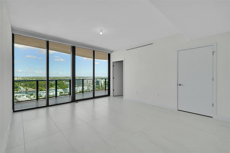 Image 23 of 56 For 900 Ocean Blvd  1701