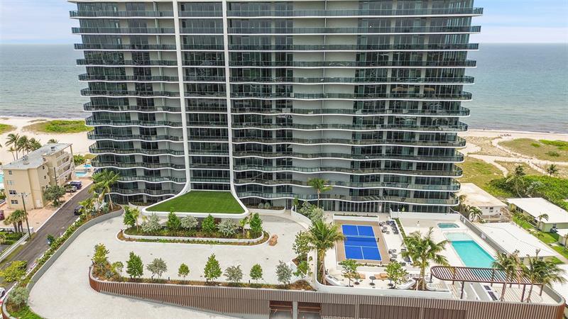 Image 4 of 56 For 900 Ocean Blvd  1701