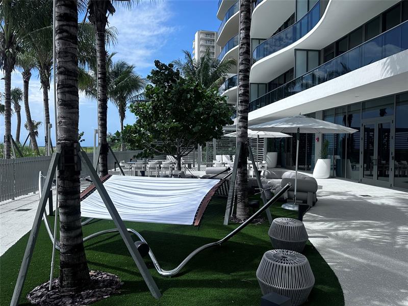 Image 53 of 56 For 900 Ocean Blvd  1701