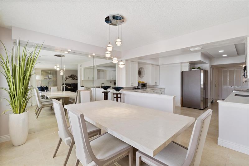 Image 7 of 21 For 5100 Ocean  317