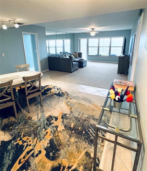 Image 3 of 15 For 10777 Sample Rd  918