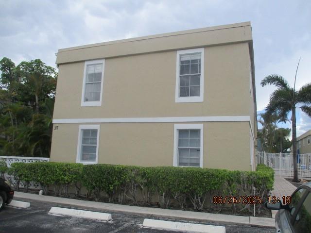 Image 7 of 16 For 317 11th Ave  D