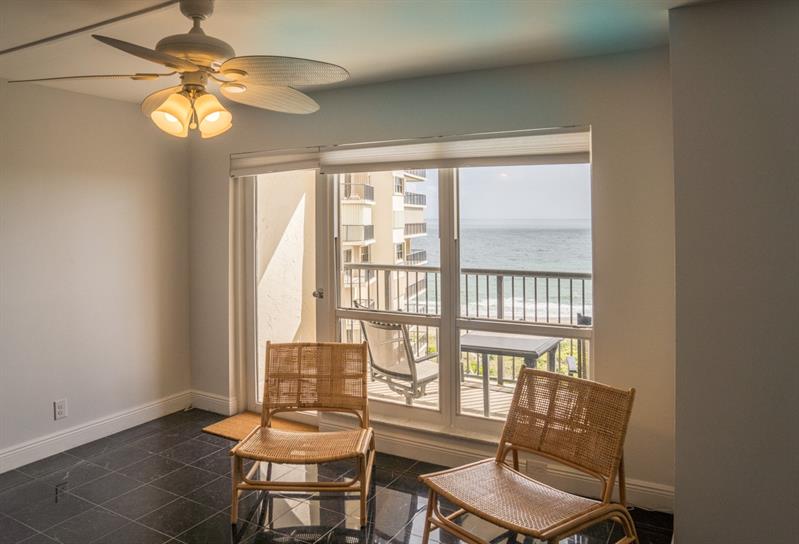 Image 21 of 30 For 1800 Ocean Blvd  908