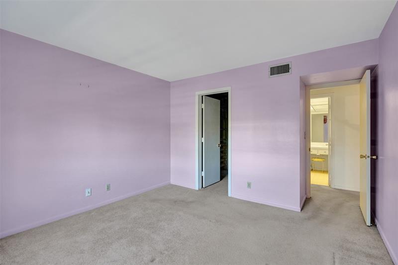 Image 16 of 26 For 2990 16th Ave  201