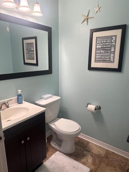 Image 11 of 27 For 1244 Lakes Dr  1244