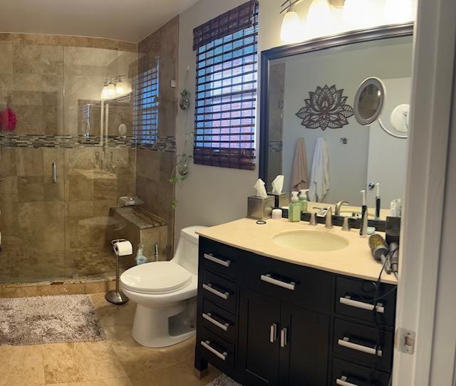 Image 14 of 27 For 1244 Lakes Dr  1244
