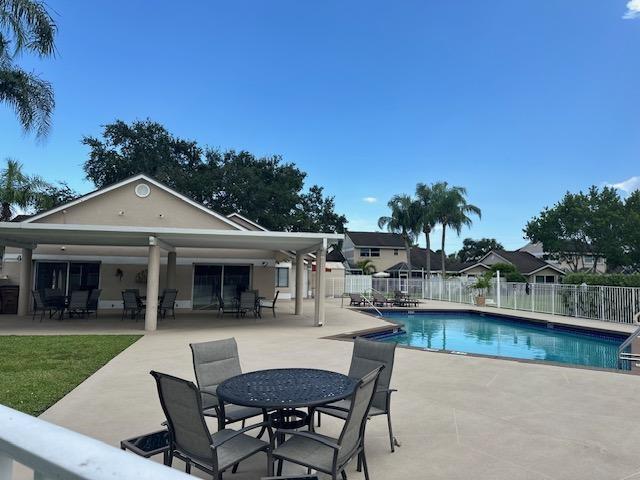 Image 27 of 27 For 1244 Lakes Dr  1244
