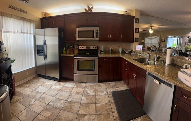 Image 7 of 27 For 1244 Lakes Dr  1244