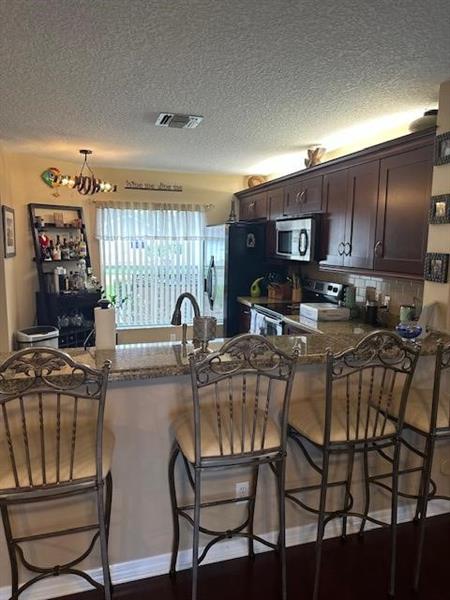 Image 9 of 27 For 1244 Lakes Dr  1244