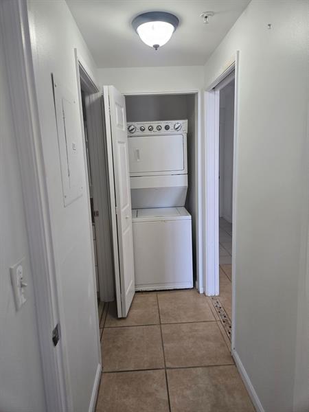 Image 21 of 33 For 651 Okeechobee Blvd  Ph 1106