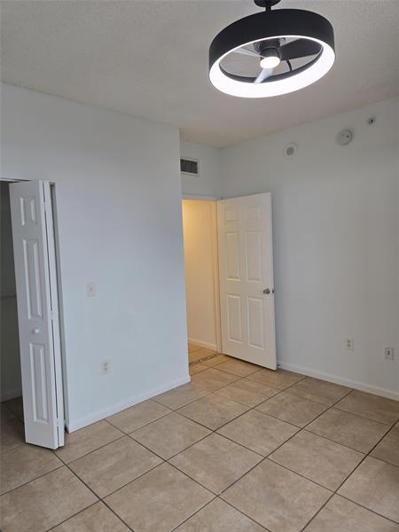Image 7 of 33 For 651 Okeechobee Blvd  Ph 1106